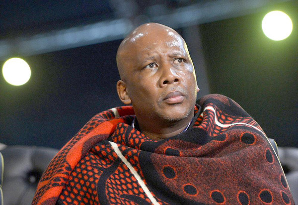  Quốc vương của Lesotho là vua Letsie III. Với tình cảnh đất nước chưa phát triển nên ông chọn lối sống vô cùng giản dị.