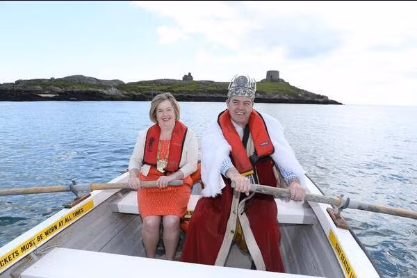 Những vị vua của đảo Dalkey cho biết, điều họ có được ở đây không phải tiền bạc hay của cải mà là cuộc sống vui vẻ và thoải mái.