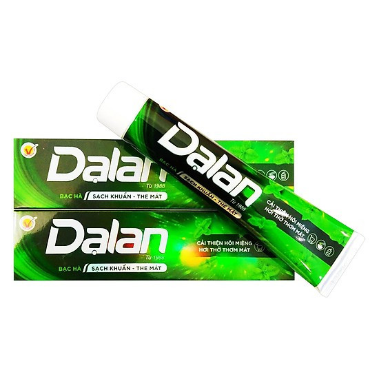 Kem đánh răng Dạ Lan của Công ty Hoá mỹ phẩm Sơn Hải do ông Trịnh Thành Nhơn phối hợp với kỹ sư Lưu Trung Nghĩa gây dựng và nổi như cồn vào đầu những năm 1990. Ảnh: Internet.