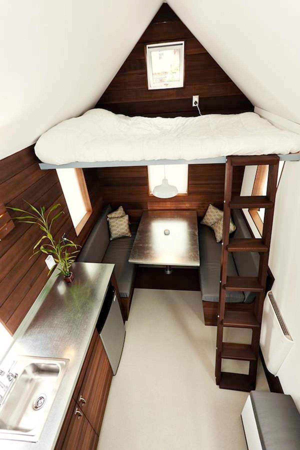 Thiết kế nội thất lấy ý tưởng từ các resort cao cấp.