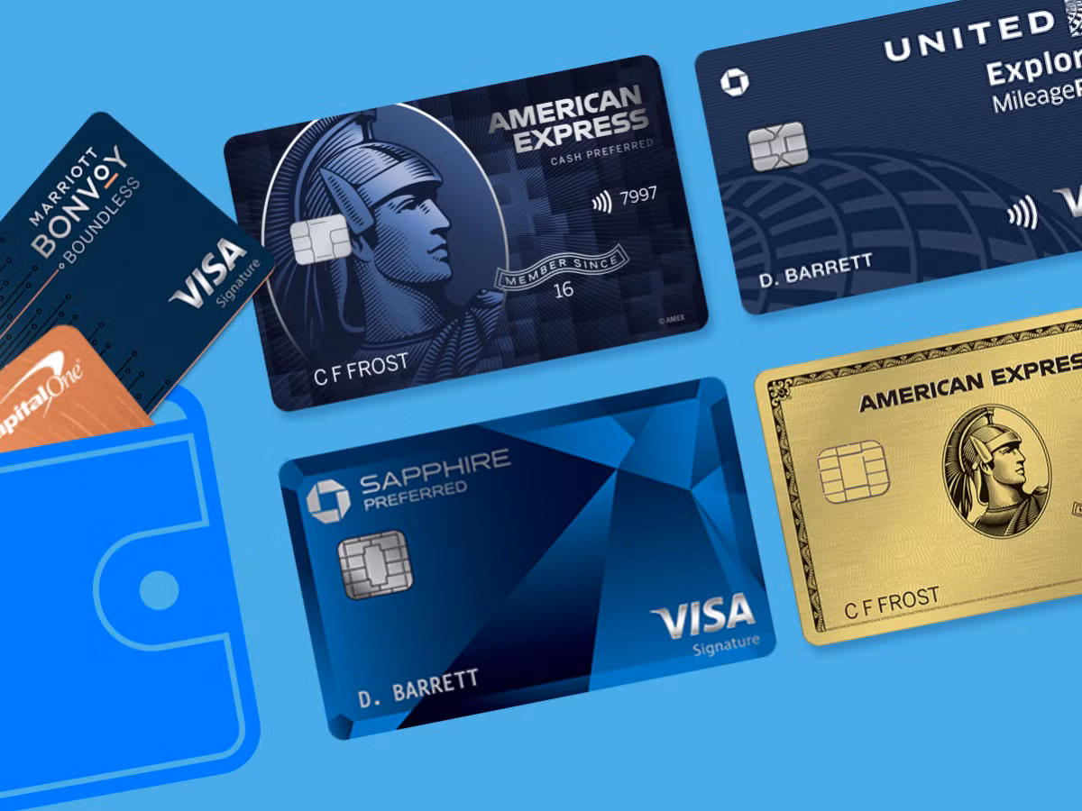 Bạn hoàn toàn có thể rút tiền mặt từ thẻ tín dụng song các ngân hàng không khuyến khích điều này. Bạn sẽ phải chịu mức phí rút tiền cao hơn rất nhiều so với các loại thẻ ATM thông thường.