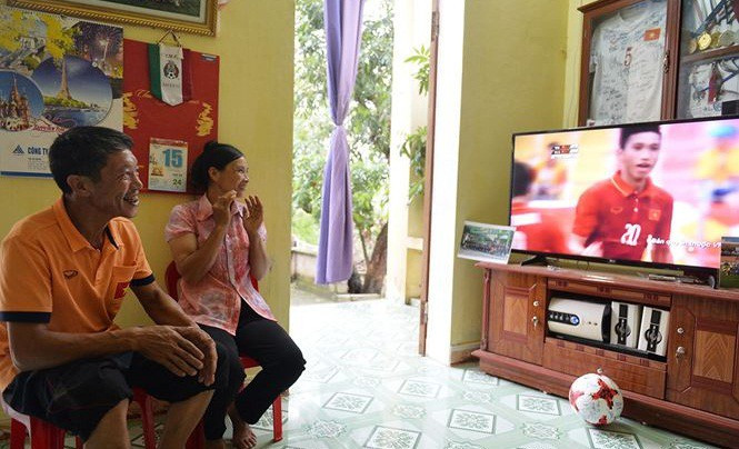 Nội thất trong nhà khá đơn sơn. Ảnh: Zing.