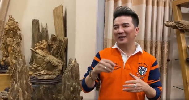 Nhiều người ước tính kho trầm hương của Hoài Linh trị giá cả trăm tỷ đồng. Nguồn ảnh: chụp màn hình video.