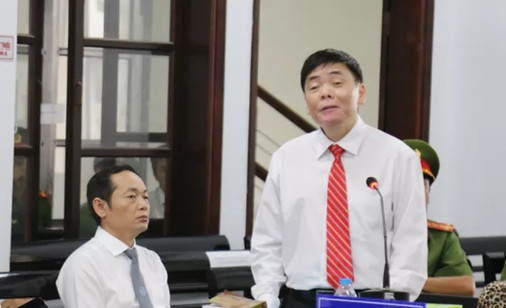 Luat su Tran Vu Hai bi phat 1 nam cai tao khong giam giu vi pham toi tron thue