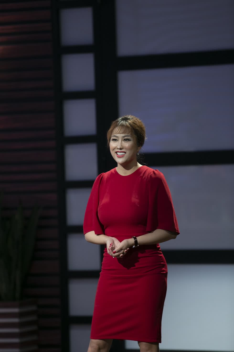 Đến Shark Tank, dự án giáo dục tâm lý Azlove kêu gọi 3 tỷ đồng cho 10%, trong đó 1,5 tỷ đồng dùng để vận hành, 500 triệu đồng cho chi phí vận chuyển kho và 1 tỷ đồng để xây dựng nền tảng. Tuy nhiên, tất cả Shark đã từ chối đầu tư. Ảnh: Cungcau.