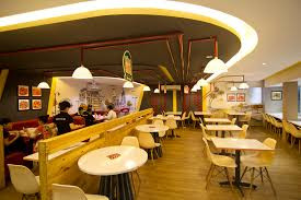 Trong khi đó, Cơm Thố Cháy mở cửa năm 2015 và hiện hoạt động với 31 cơ sở kinh doanh. Ảnh: Comthochay.