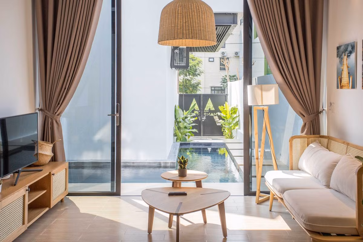 Không gian sinh hoạt chung như phòng khách, nhà ăn, bếp nối liền nhau.