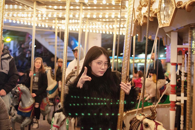 Sau khi ra trường và có công việc ổn định, Cẩm Tú không còn nhận tiền từ bố mẹ.