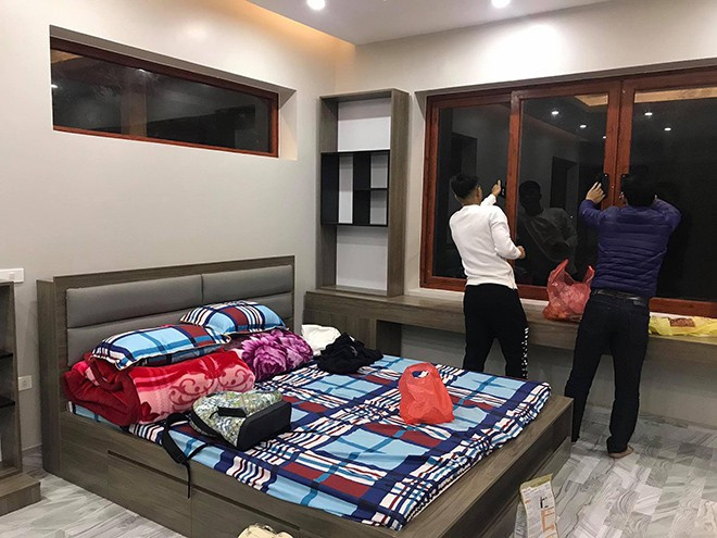 Đức Chinh chú trọng đến từng chi tiết trong nhà. Ảnh: FB Kieu Trinh Tran.