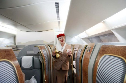 Ứng viên này còn phải có tầm với của tay khoảng 2m tính từ mũi chân để với tới các kệ ở trên cao.