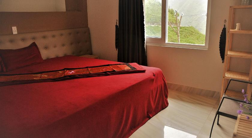 Mỗi phòng nghỉ tại khách sạn đều có cửa sổ nhìn ra khung cảnh thiên nhiên. Ảnh: Agoda.