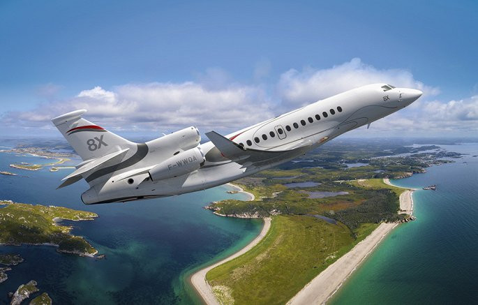Falcon 8X có thể đạt tầm bay 11.900 km, dài nhất trong số các dòng máy bay của Falcon.