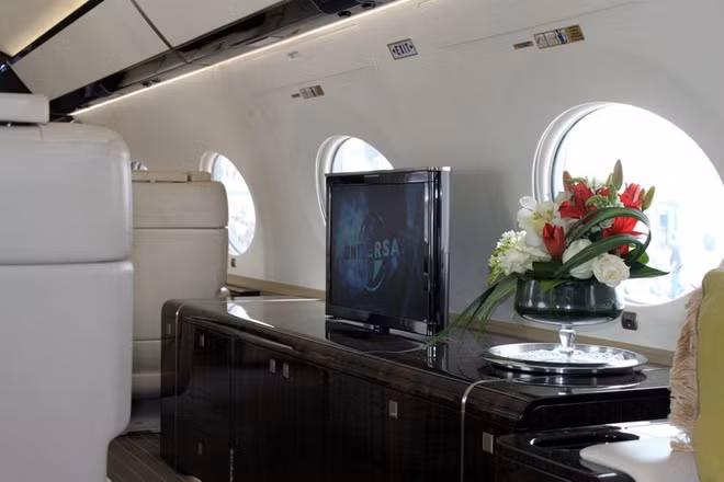 Màn hình TV lớn.