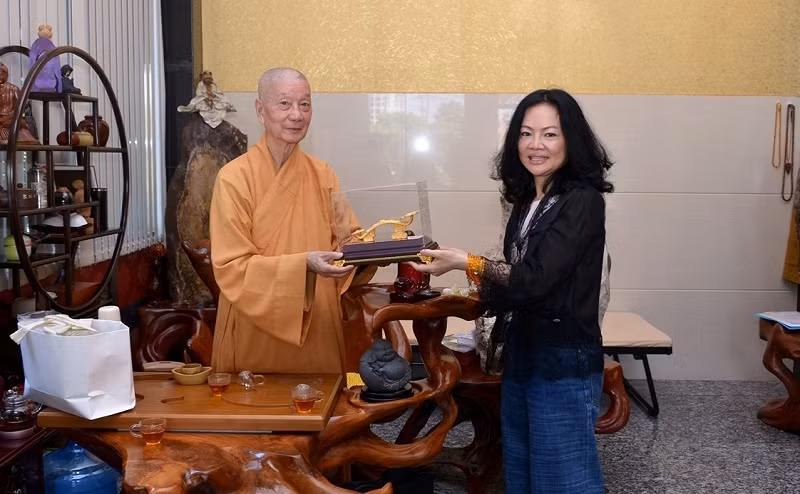 Bà Nguyễn Thị Thanh Thủy vợ tỷ phú Hồ Hùng Anh - Chủ tịch HĐQT Techcombank đang sở hữu khối tài sản hơn 530 tỷ đồng.