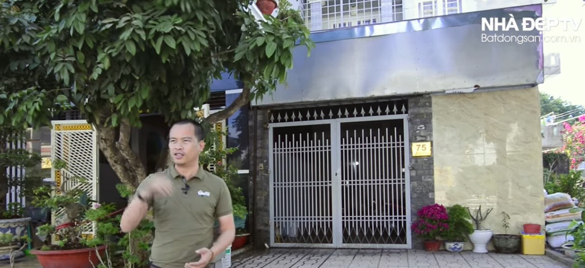 Ngôi nhà này cũng mới được bố mẹ Phan Văn Đức chuyển về đây. Ảnh: Nhadaptv.