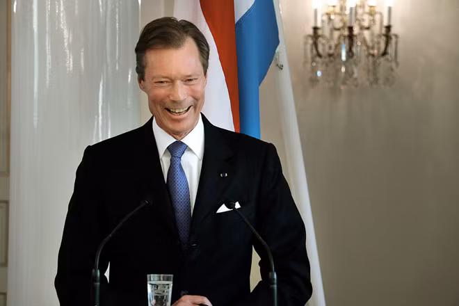 Đại công tước Henri của Luxembourg trị vì từ ngày 10/7/2000 cũng sở hữu khối tài sản riêng khoảng 4 tỷ USD.