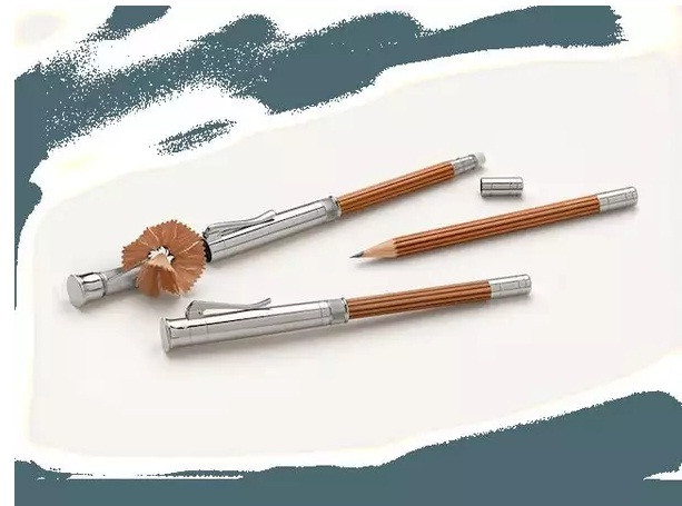 Làm bằng gỗ quý hiếm nên không quá ngạc nhiên khi cây bút chì này có giá 12.800 USD (hơn 291 triệu đồng). Nguồn ảnh: Diply.