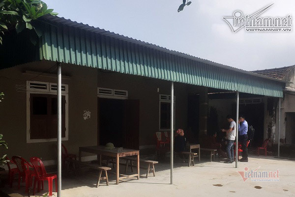 Gia dinh o Ha Tinh nhan tin con trai tu nan tai Anh