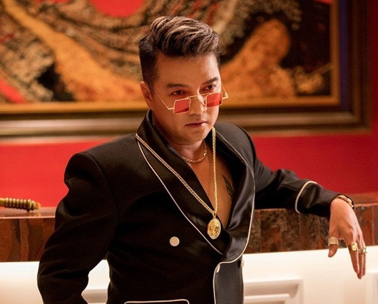 Sau nhiều năm hoạt động nghệ thuật, Đàm Vĩnh Hưng sở hữu khối tài sản "kếch xù", giàu nhất nhì làng giải trí khiến mọi người trầm trồ. Ảnh: ĐSPL.