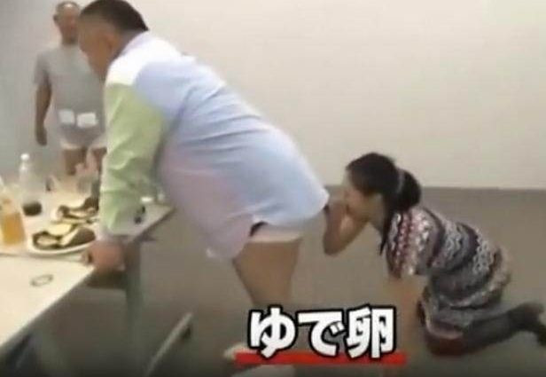 Mỗi ngày, chuyên gia "ngửi mông đoán bệnh" đều phải làm bạn với mọi loại mùi do con người thải ra, đổi lại thu nhập của họ lại rất cao, lên tơi cả tỷ đồng mỗi năm.