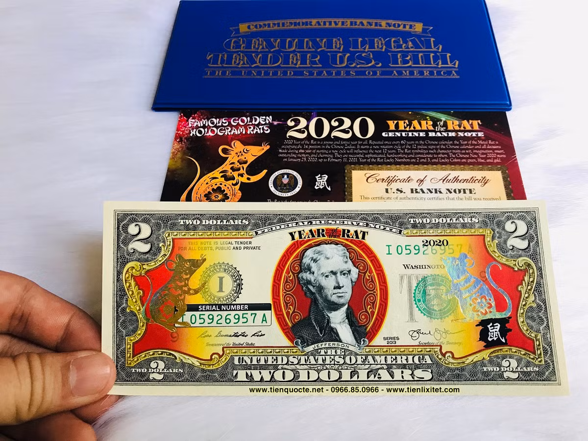 Tờ tiền này được Bộ Tài chính Mỹ in ấn và cho phát hành với mục đích phục vụ nhu cầu lì xì Tết âm lịch 2020 của người dân châu Á và không có giá trị lưu thông.
