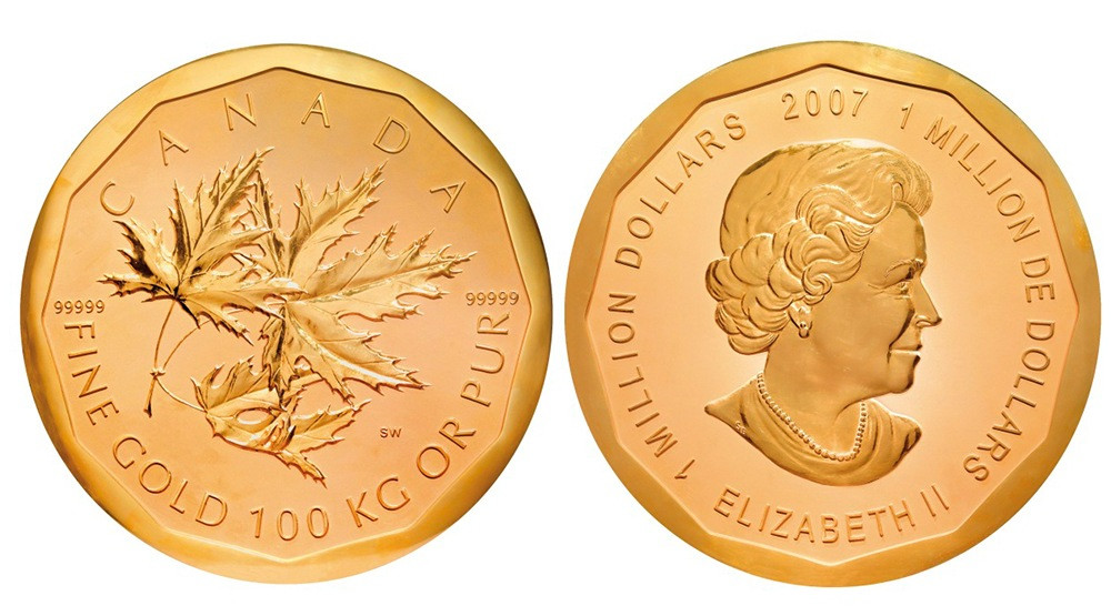 Maple Leaf là đồng xu vàng do Xưởng đúc tiền Hoàng gia Canada đúc năm 2007. Đồng xu có đường kính 53 cm, dày 3 cm, đúc từ 100 kg vàng ròng. Nguồn ảnh: Rarest.
