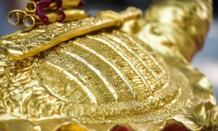 Để tạo ra tác phẩm độc đáo này, nghệ nhân phải tốn rất nhiều thời gian tìm hiểu, tính toán. Ảnh: Người đưa tin.