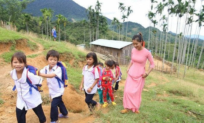 Ngay 20/11 o diem truong chi co 2 co giao, 34 hoc sinh tit tren nui cao-Hinh-2