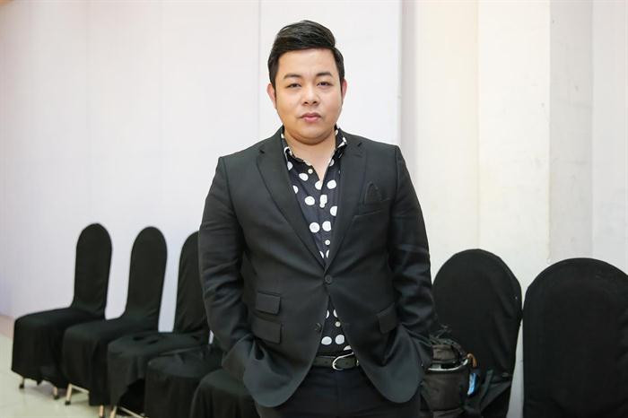 Quang Lê là giọng ca được yêu mến cả ở trong nước lẫn hải ngoại. Nam ca sĩ được mời tham gia biểu diễn tại các sân khấu lớn và đảm nhận vai trò giám khảo nhiều cuộc thi âm nhạc với mức cát-sê khủng. Ảnh: Vietnamnet.