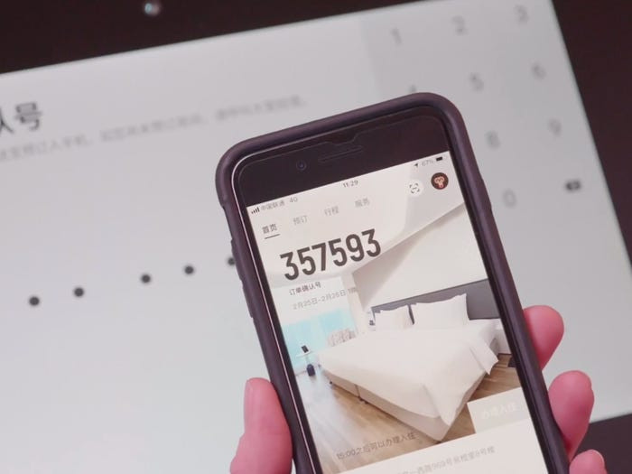 Với ứng dụng FlyZoo, người dùng Trung Quốc có thể đặt phòng trực tiếp từ điện thoại và thoải mái chọn tầng, hướng.