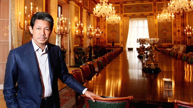 Hoàng thân 64 tuổi sở hữu lối sống xa hoa với khối tài sản khổng lồ.