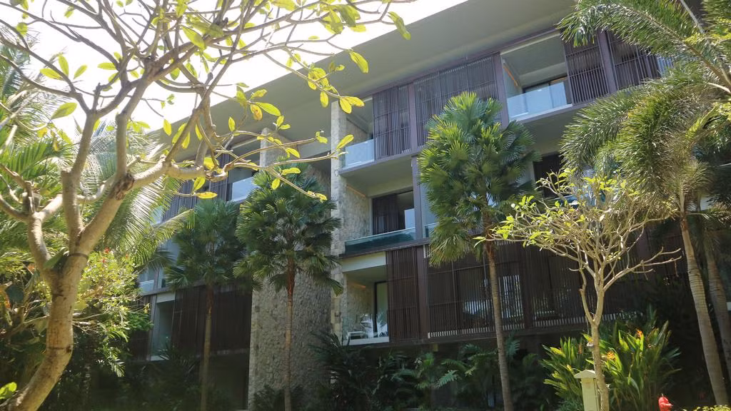 Khu resort có 222 phòng sang trọng với đầy đủ trang thiết bị hiện đại.