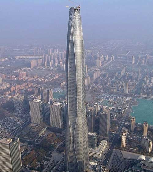 Trung tâm Tài chính Thiên Tân CTF (Trung Quốc) là tòa nhà đa chức năng với tổng chiều cao 530 mét, 97 tầng. Khởi công cuối tháng 9/2017, tòa nhà hoàn thành vào ngày 21/9/2019.