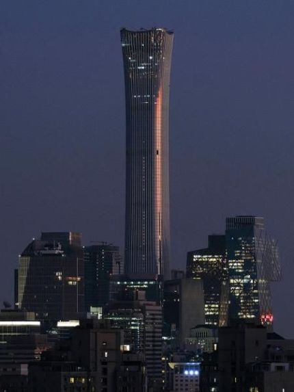 China Zun Tower (hay CITIC Plaza) cao 528 mét, gồm 108 tầng là tòa nhà cao nhất ở thủ đô Bắc Kinh của Trung Quốc. Nguồn ảnh: Thetowerinfo.