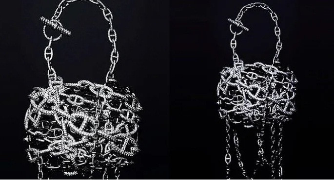 Chiếc túi Hermès Chaine d'Ancre được nạm hơn 1.000 viên kim cương là một trong những chiếc túi Hermes kim cương đắt tiền nhất trên thế giới với giá 1,4 triệu USD.