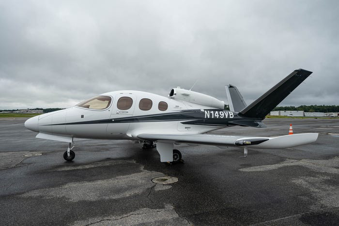 Mức giá này chỉ bằng một nửa so với các đối thủ cạnh tranh khác.