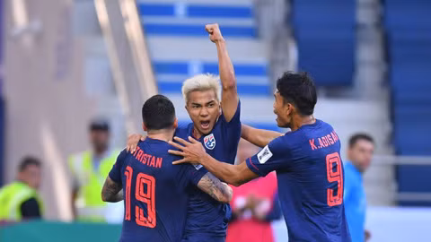 Nhưng khi sang thi đấu ở Nhật, Messi Thái nhận mức lương cao hơn hẳn. Ảnh: Bongdaplus.