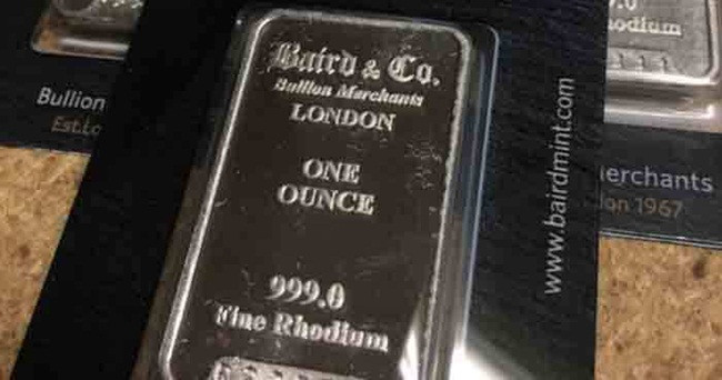 Giá của Rhodium dao động mức 32.000 - 35.000 USD/kg. Ảnh: Internet.