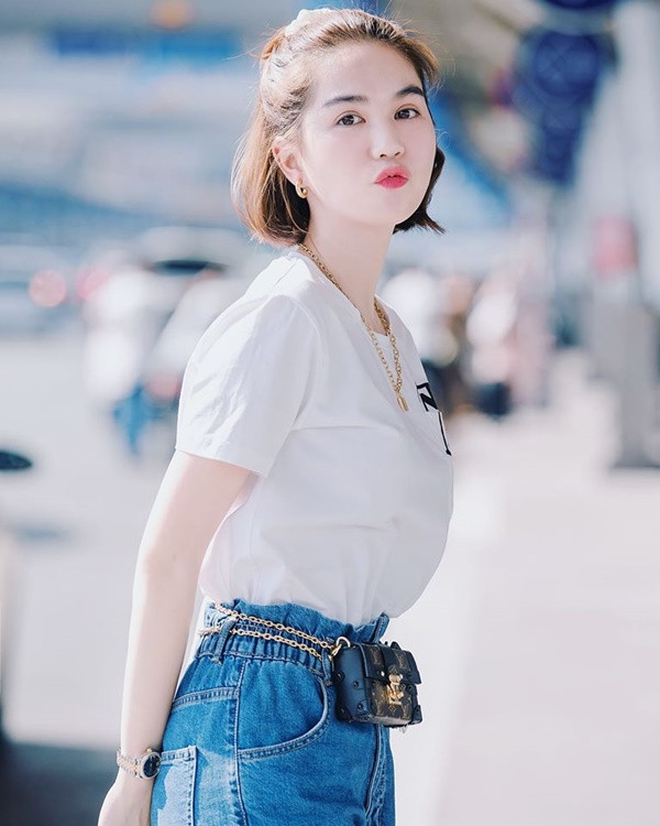 Người đẹp còn hào hứng hứa sẽ có một tập "đập hộp" ngôi nhà mới này khiến người hâm mộ vô cùng tò mò và chờ đợi. Ảnh: Giadinhvietnam.