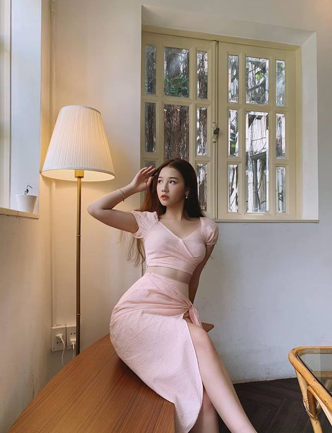 Ức gà thực phẩm không thể thiếu cho những người giảm cân, giúp giảm mỡ tăng cơ hiệu quả.