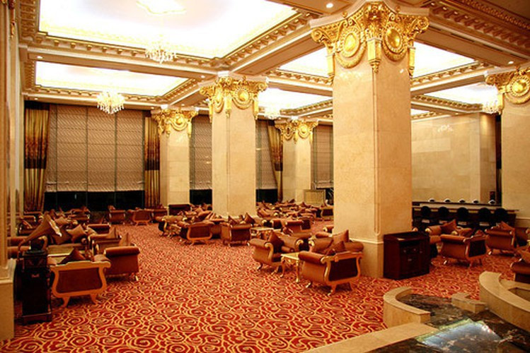 Khu hội nghị, ẩm thực và giải trí cao cấp với lối kiến trúc pha trộn giữa Âu và Á.