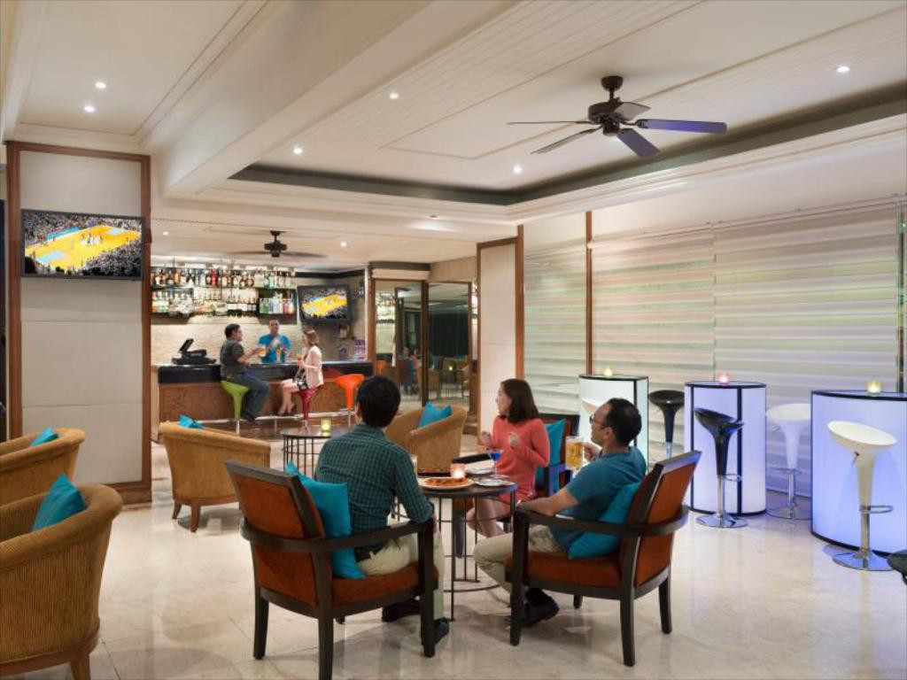 Khu vực quầy bar.