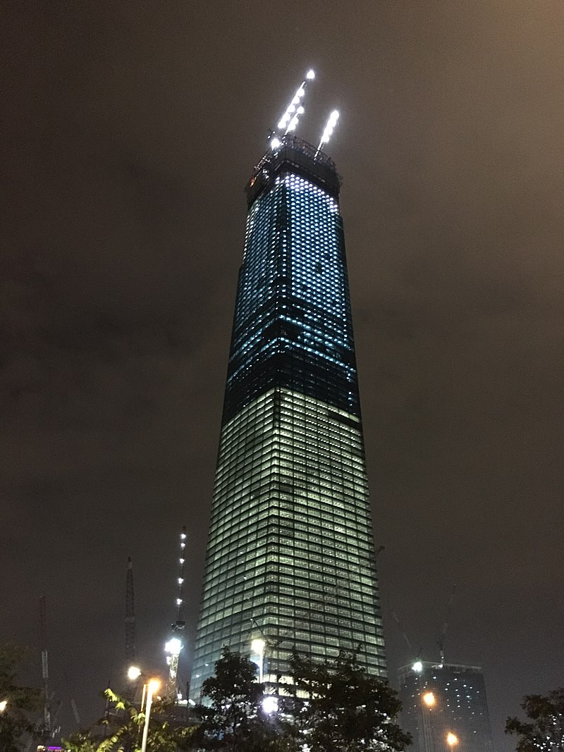 Exchange 106 cho phép những người thuế sử dụng văn phòng rộng 455,225m2. Ảnh: Wiki.