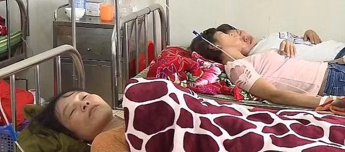 Hon 100 cong nhan Cong ty TNHH Loi Tin nhap vien vi hit phai khi doc-Hinh-2