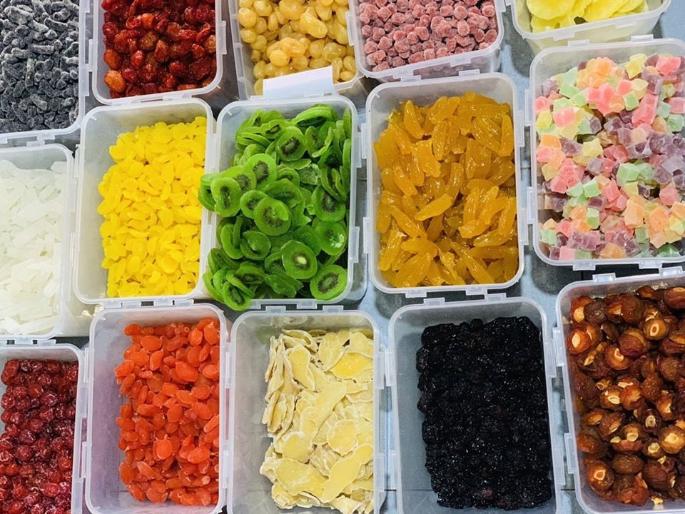 Mứt tết ngâm hóa chất cũng là vấn đề vệ sinh an toàn thực phẩm khiến nhiều người lo ngại.