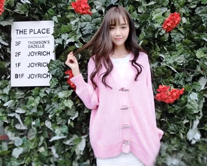 Co gai bi chup trom thay quan ao lap tuc thanh hot girl