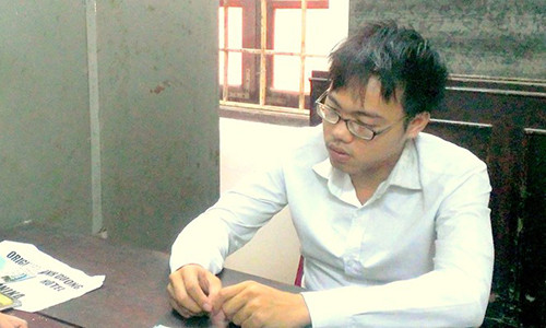 Chan tuong ga trai bien thai thich nghich vung kin phu nu