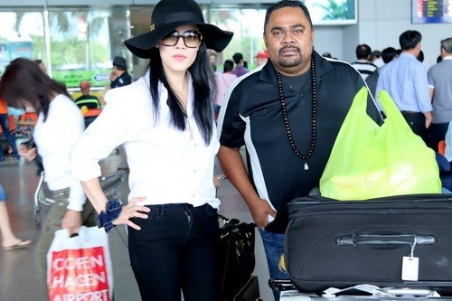 Ngoài việc đồng hành cùng vợ với vai trò "trợ lý độc quyền" để chăm lo, Dũng Taylor còn là động lực để nữ ca sĩ thăng hoa trên sân khấu và có tinh thần làm việc nhiều hơn.