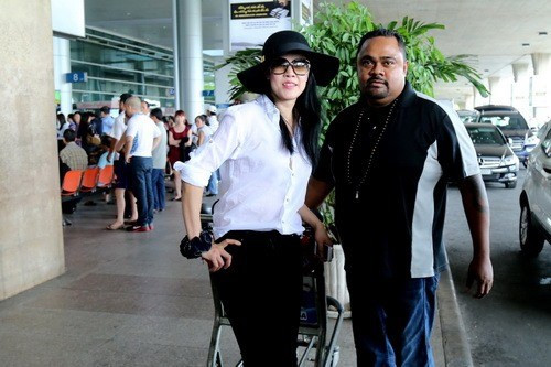 Cùng chụp ảnh trước ống kính.