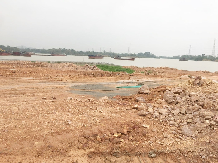 Ha Noi: Tram met song Soc Son bi san lap trai phep lam diem tap ket khoang san-Hinh-5